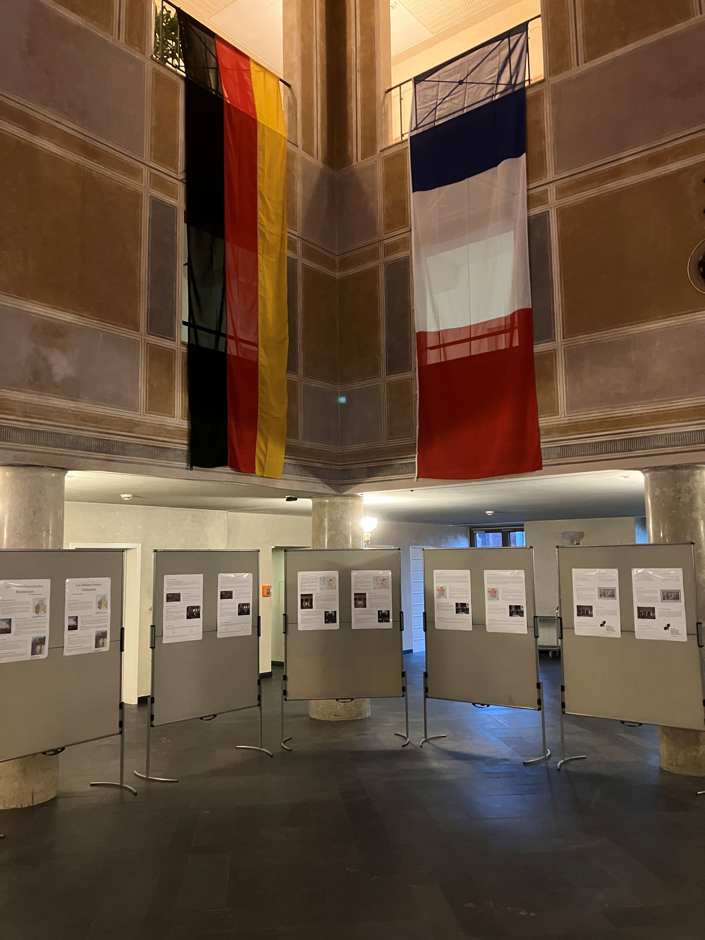 Aschaffenburg feiert Deutsch-Französischen Tag mit Ausstellung