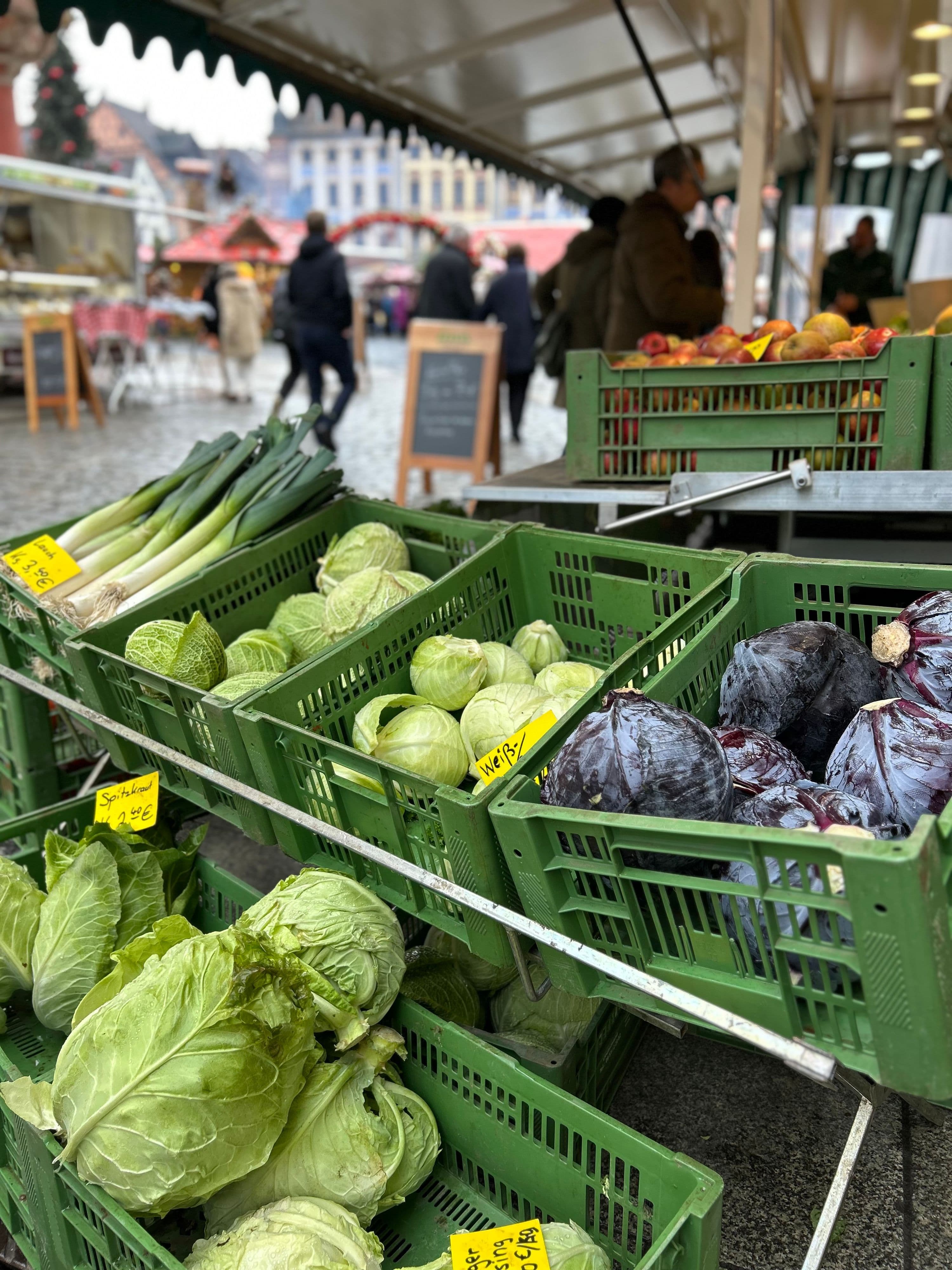Coburg bereitet sich auf Weihnachtsmarkt vor