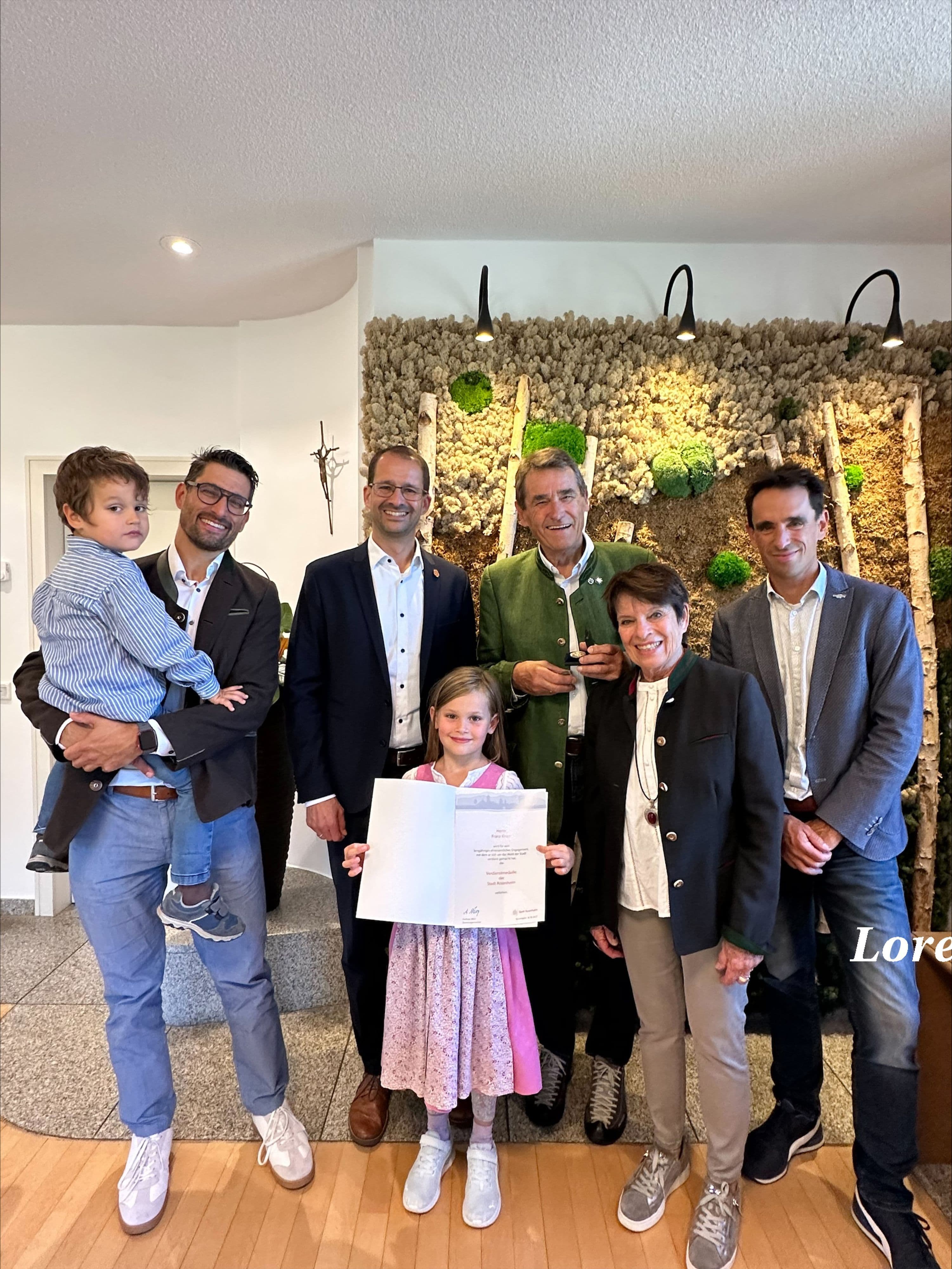 Franz Knarr erhält städtische Verdienstmedaille