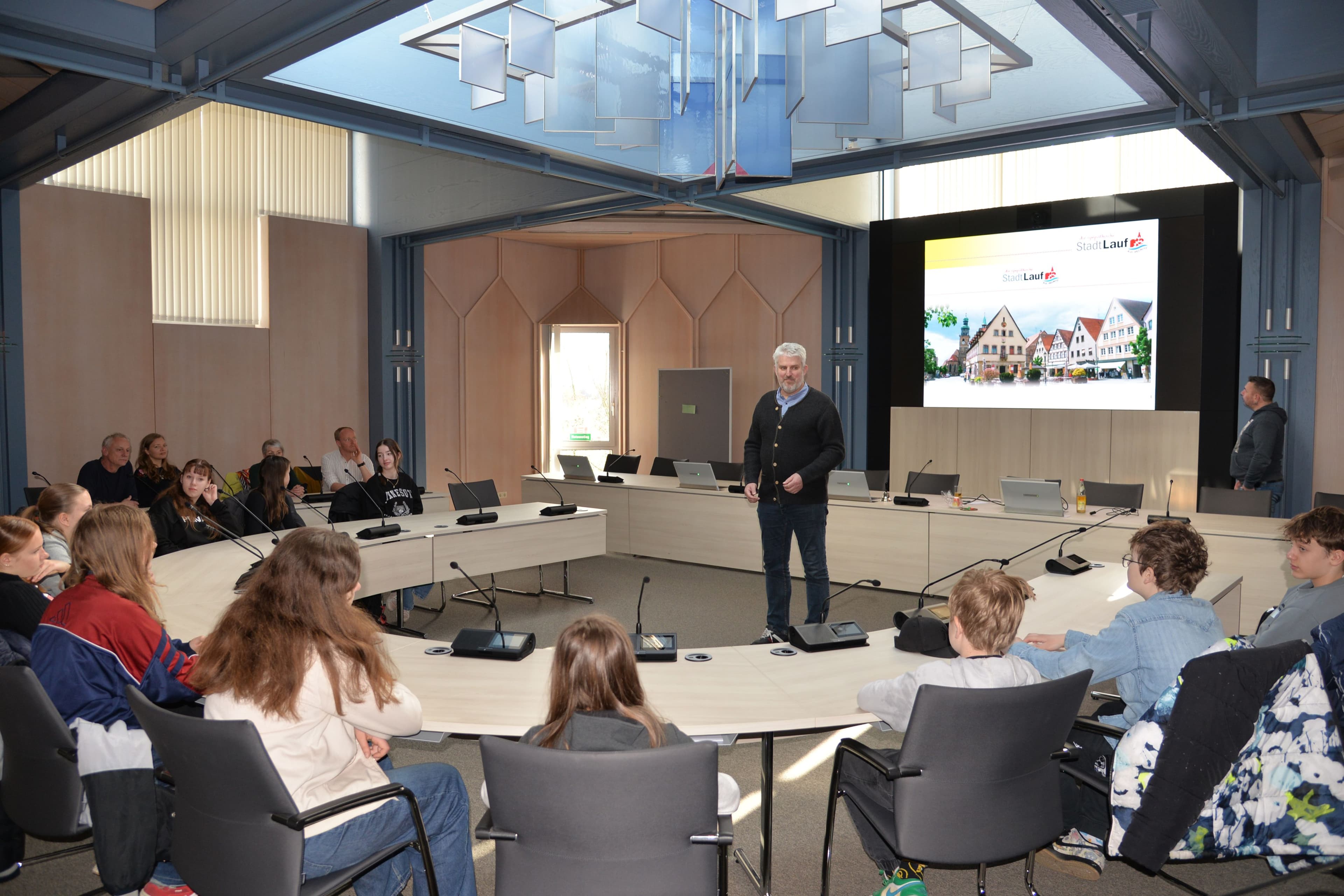Internationale Begegnung: Prager Schüler zu Besuch in Lauf