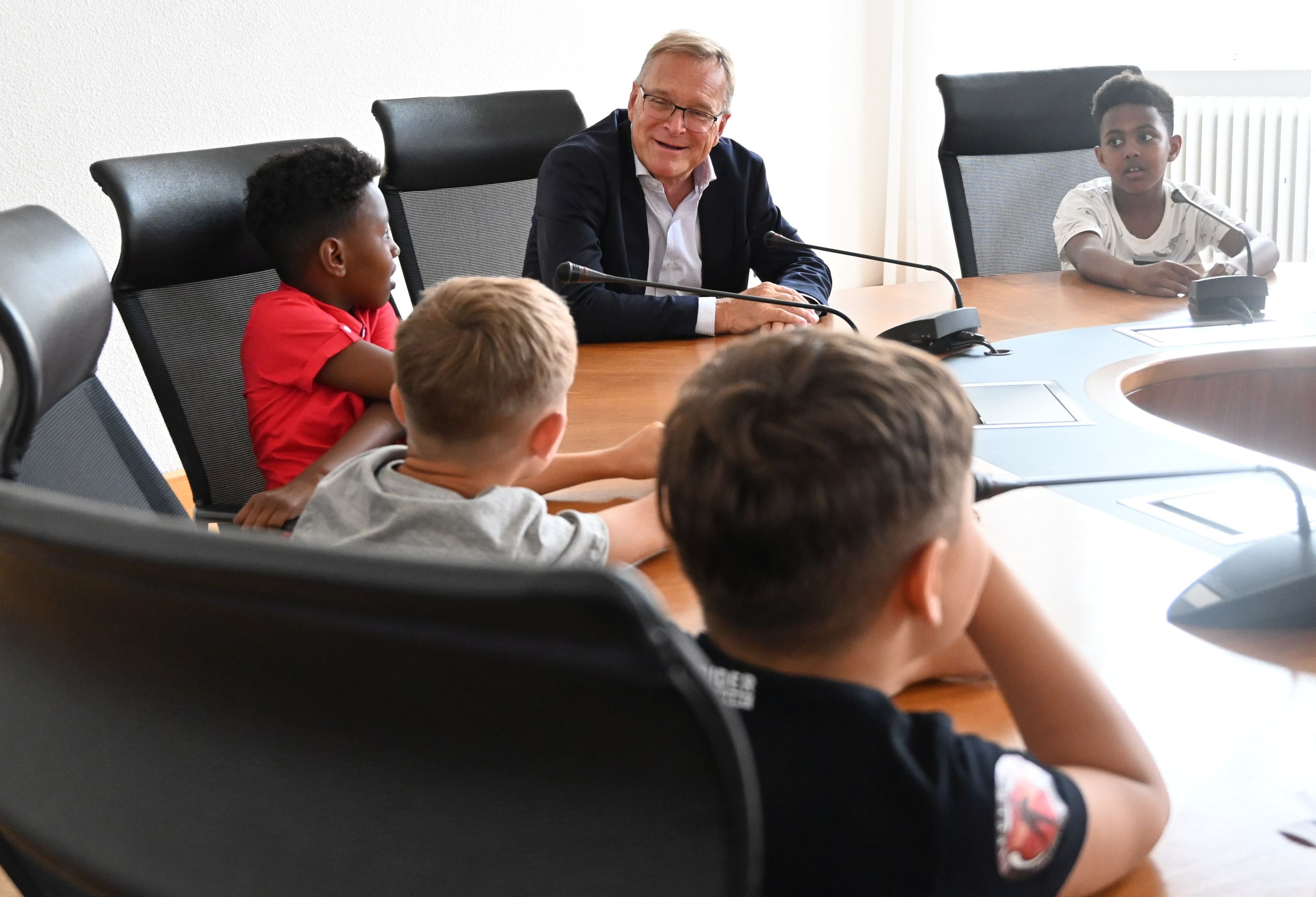 Kinder aus Bamberg-Süd im Rathaus: Ihre Wünsche direkt beim Oberbürgermeister