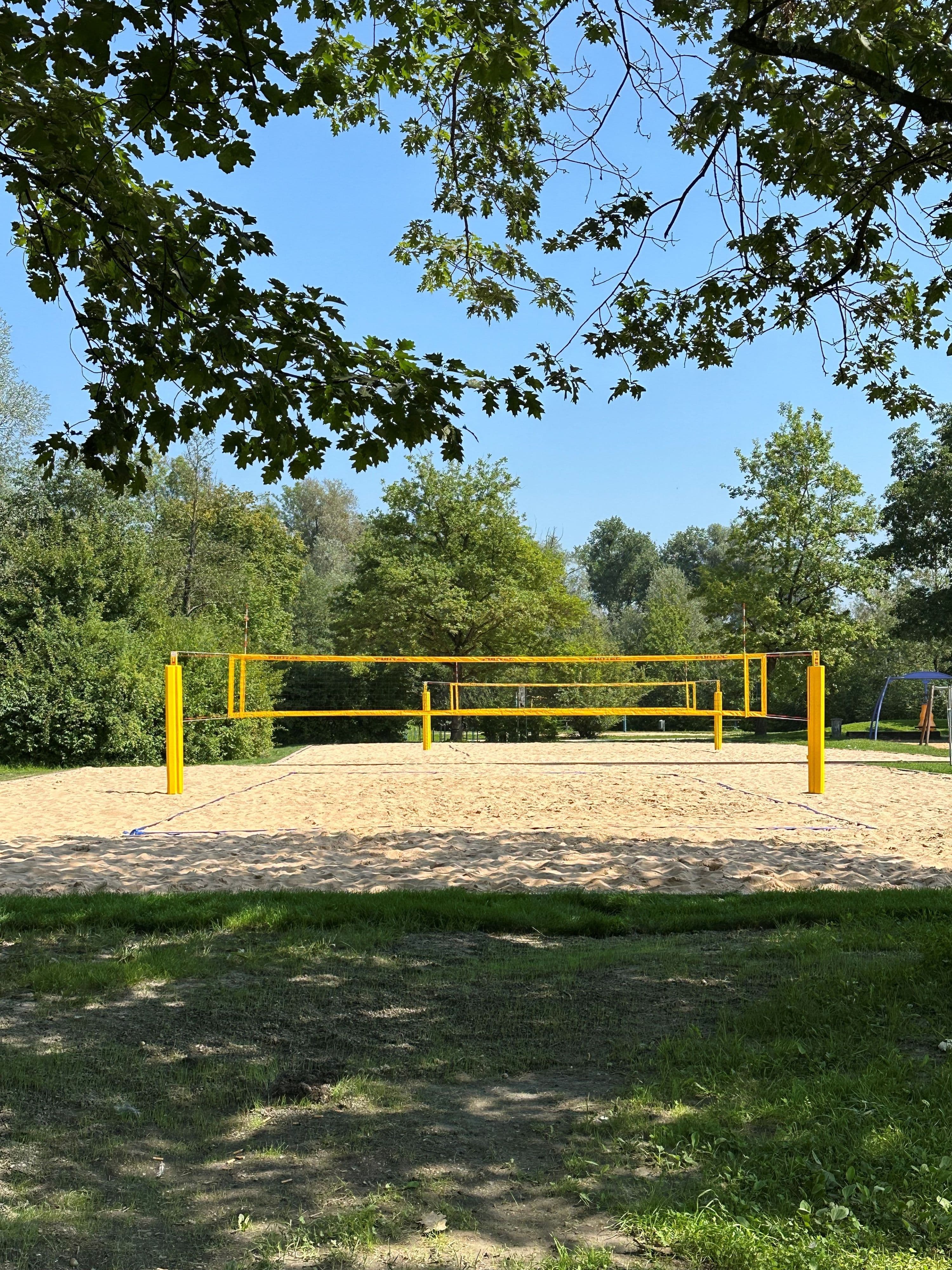 Neue Beachvolleyballfelder am Happinger Ausee eröffnet