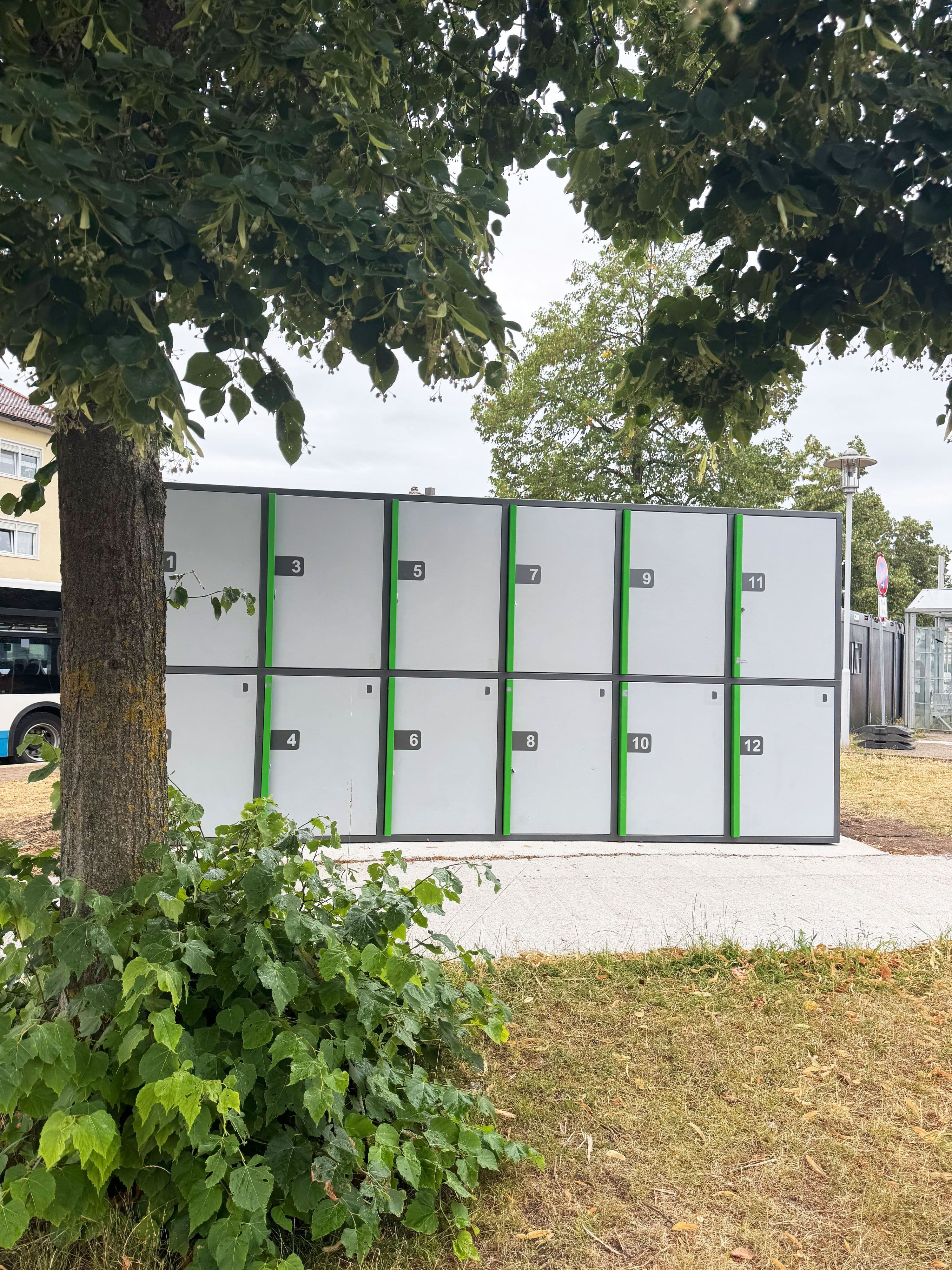 Neue Fahrradboxen schützen Fahrräder am Gunzenhausener Bahnhof