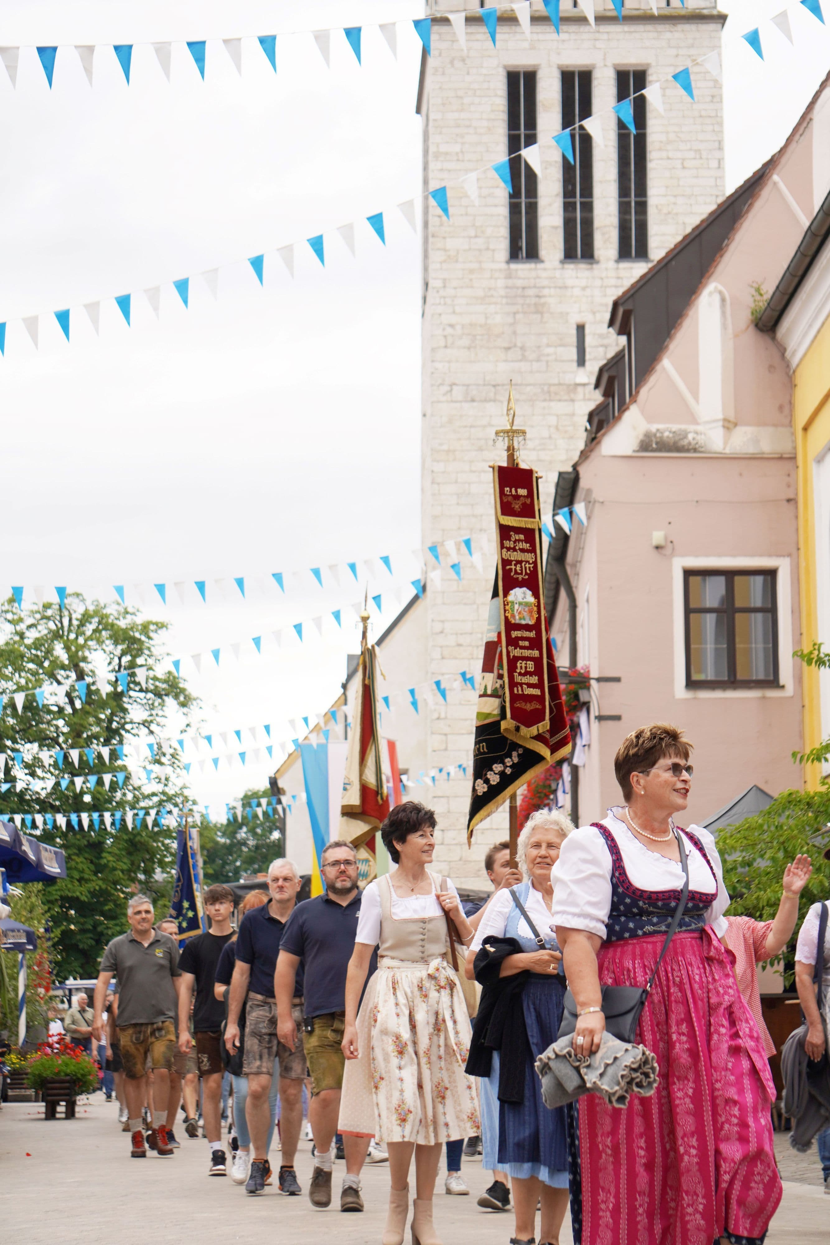 Neustadt an der Donau feiert Stadtfest 2025