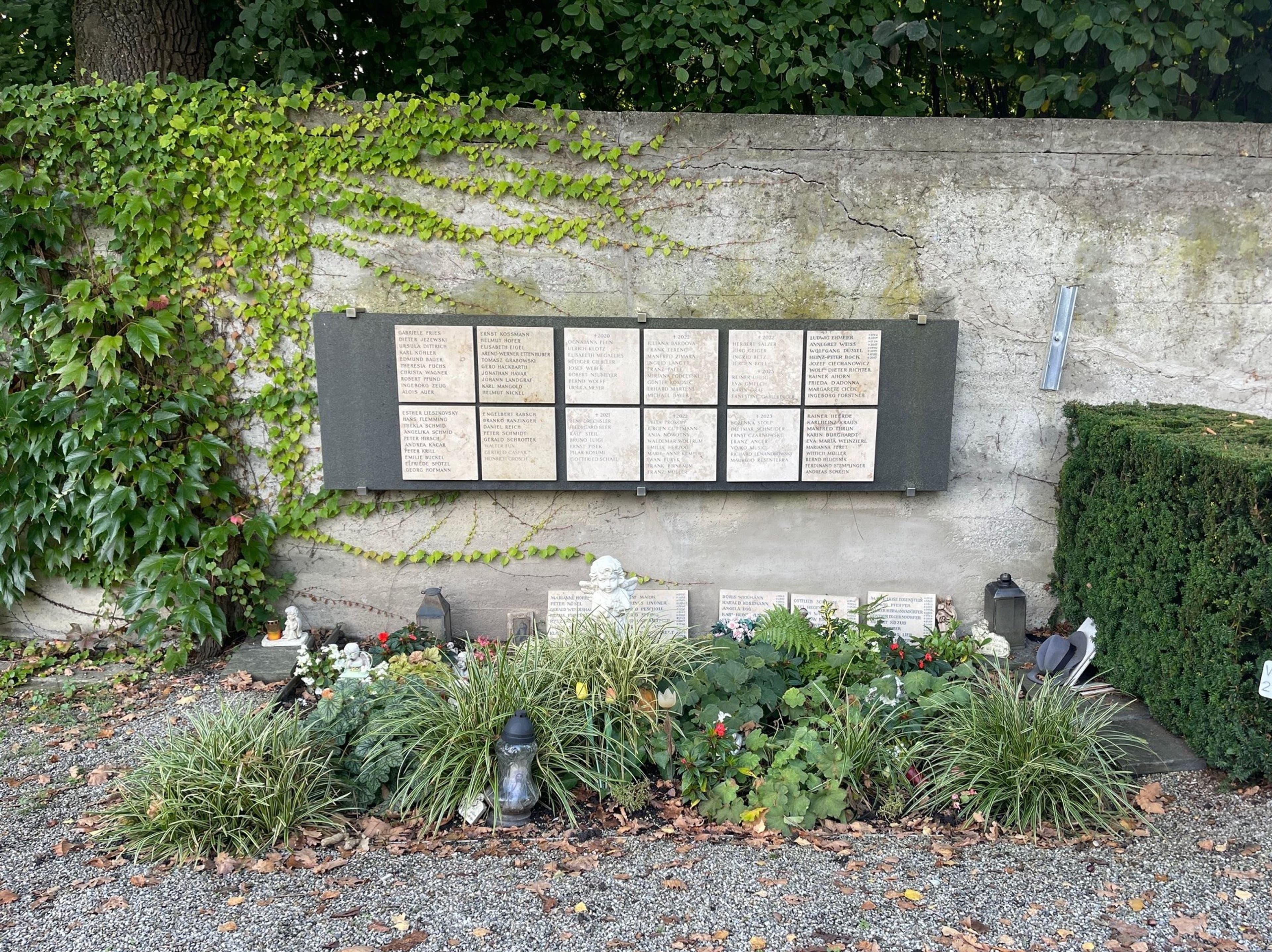 Rosenheim lädt zur öffentlichen Sozialbestattung ein