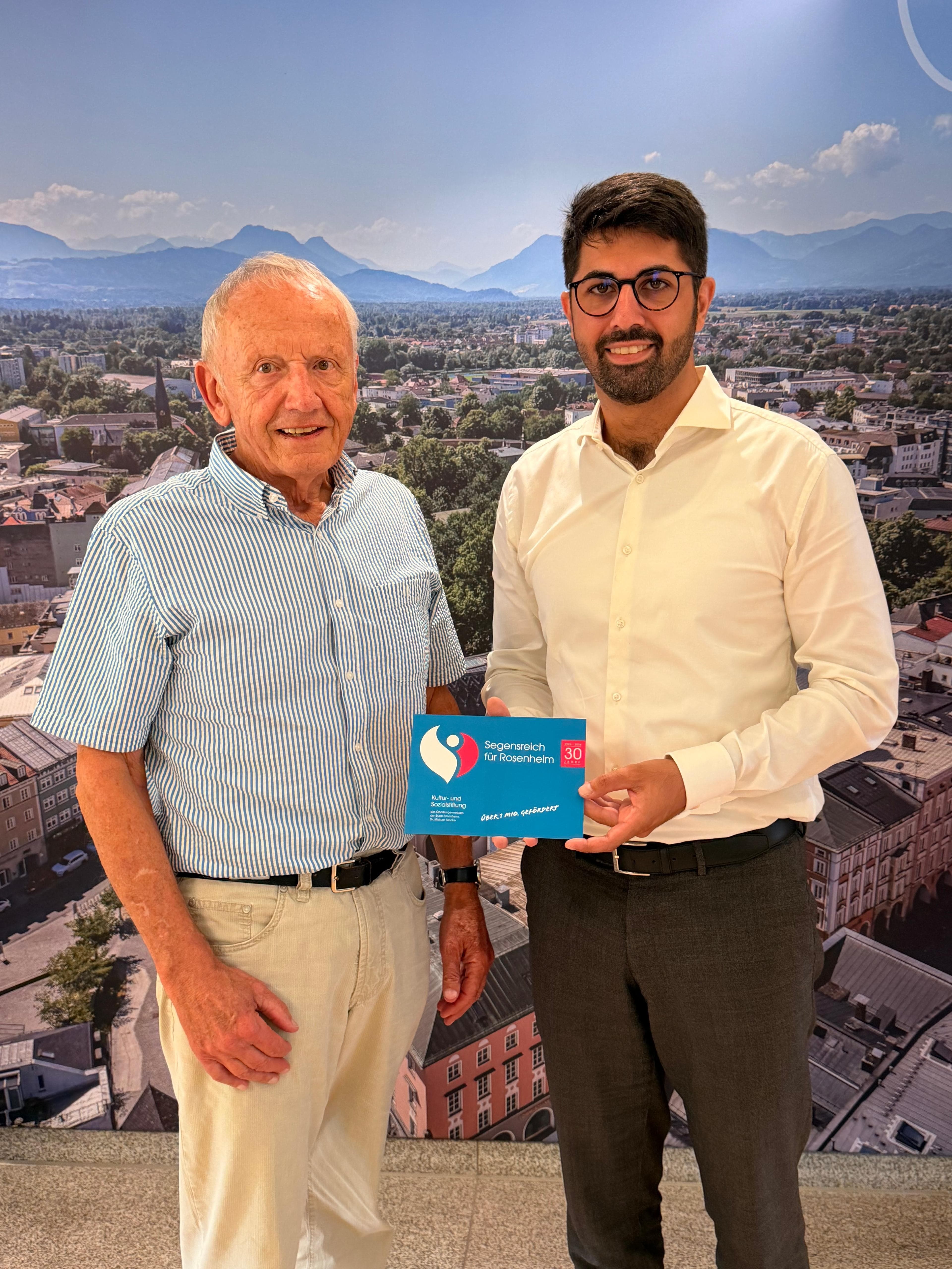 Dieses und weitere Themen wurden beim Besuch des Stiftungsratsvorsitzenden Diethard Schinzel und Oberbürgermeister Abuzar Erdogan besprochen.