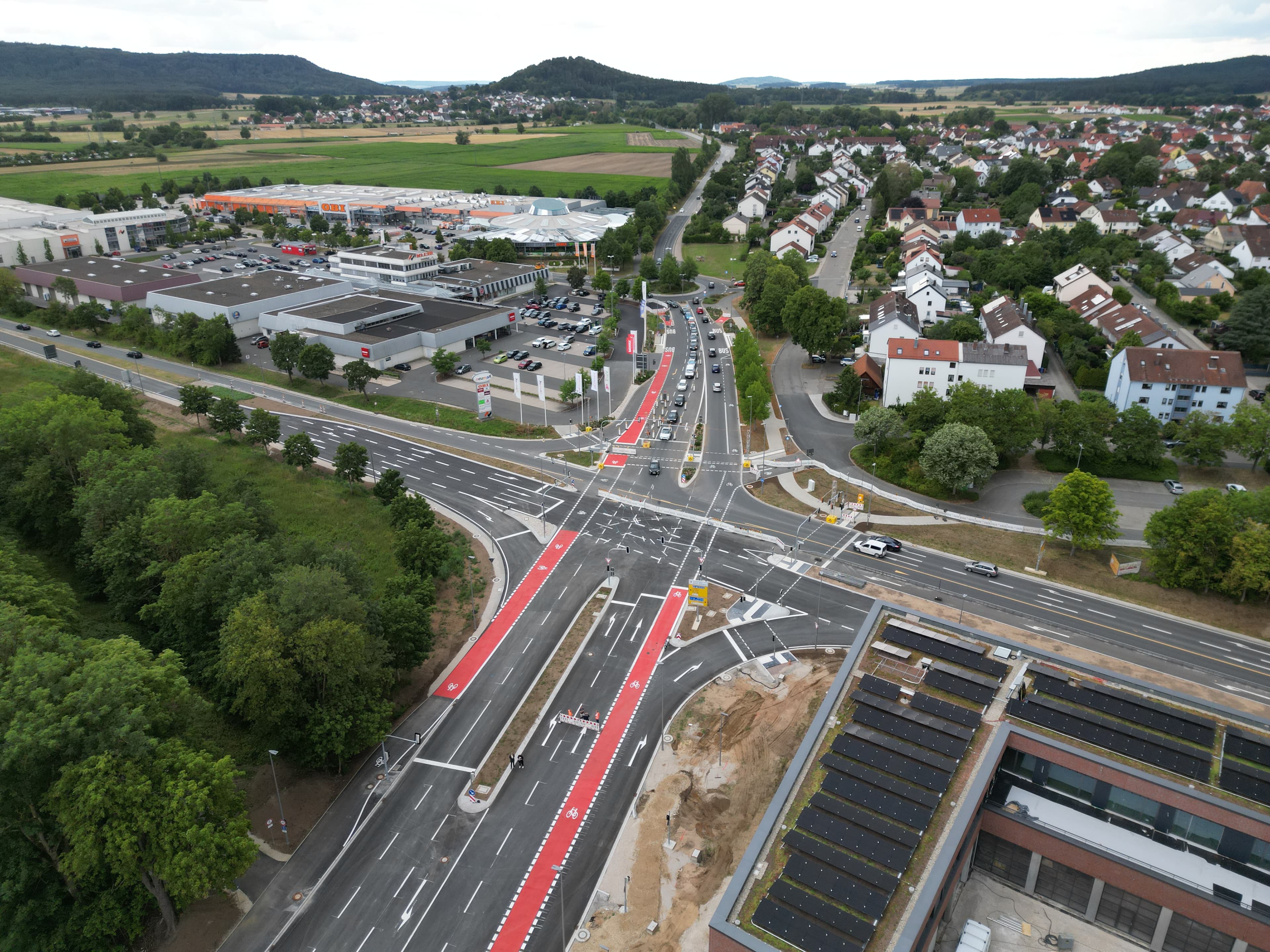 OBI-Kreuzung: Erneuerung am Kurt-Romstöck-Ring naht dem Abschluss