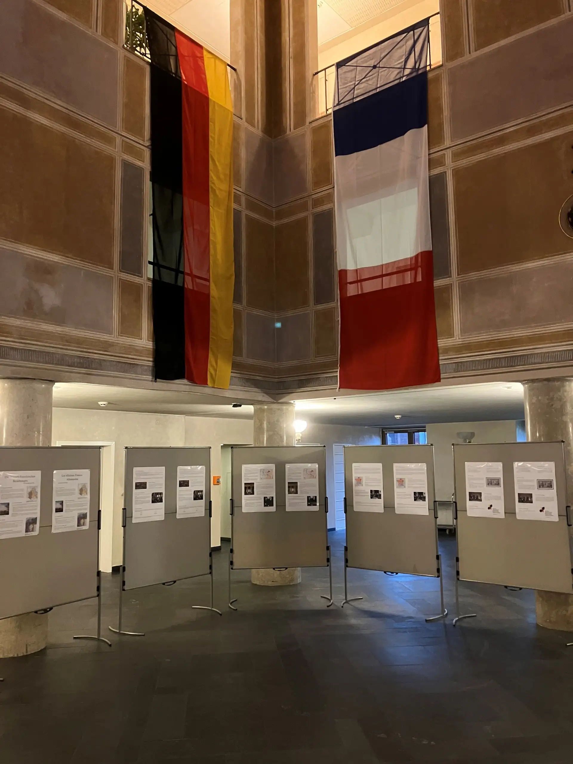 Aschaffenburg feiert Deutsch-Französischen Tag mit Ausstellung