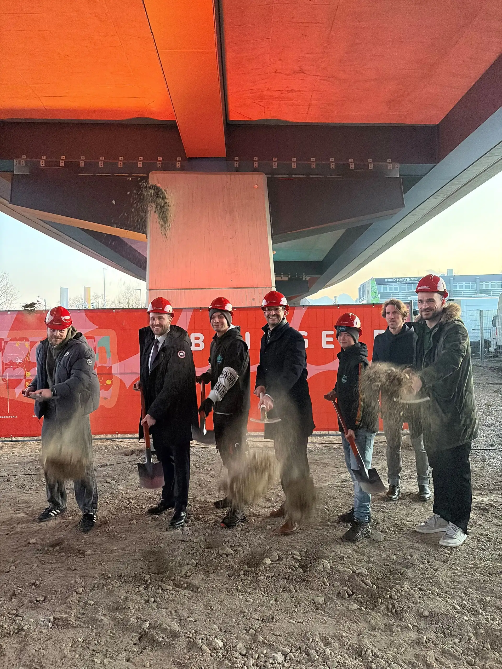 Rosenheim startet neues Actionsportzentrum unter der Brücke