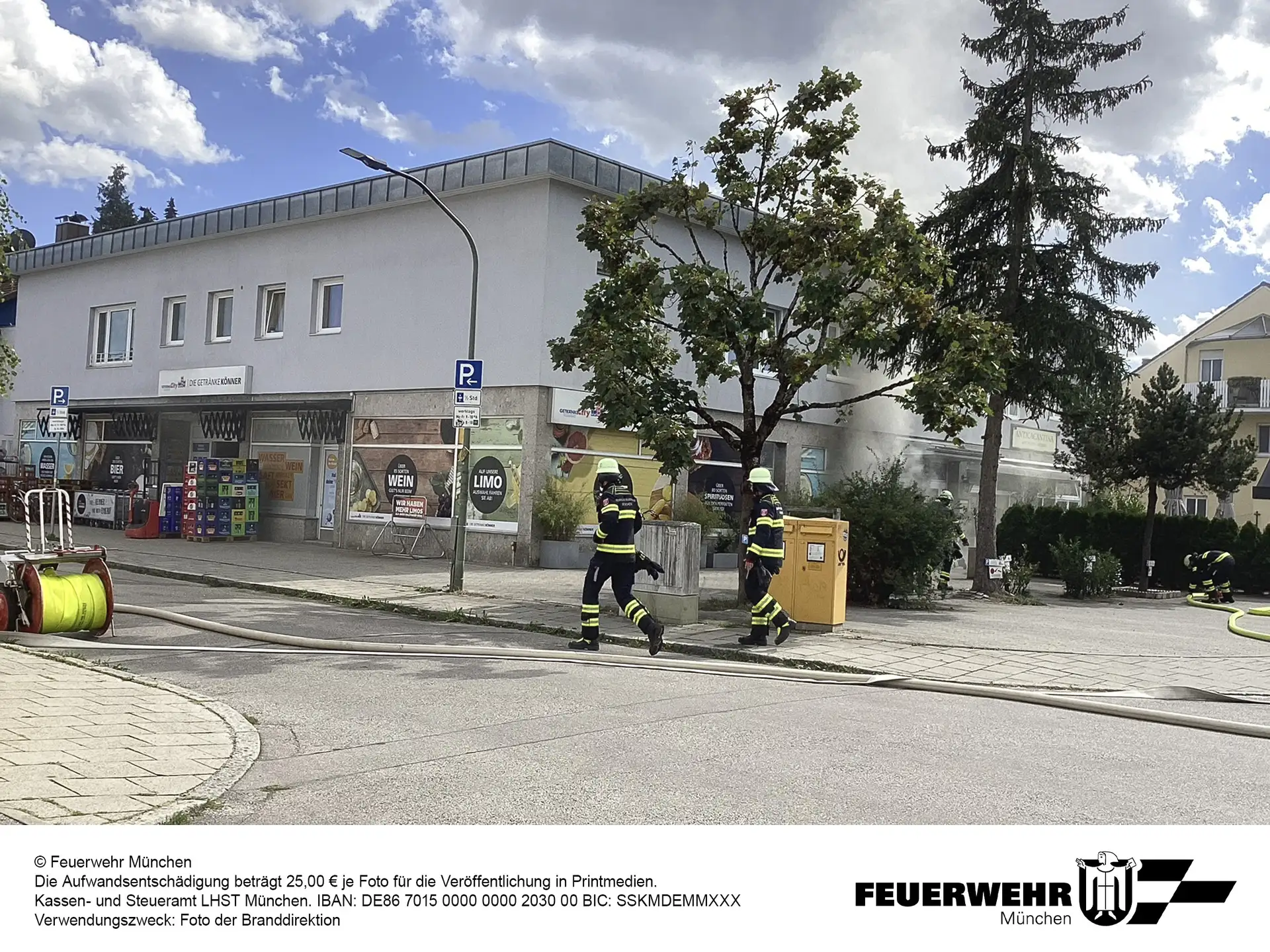 FW-M: Kellerbrand fordert zwei Verletzte (Trudering)