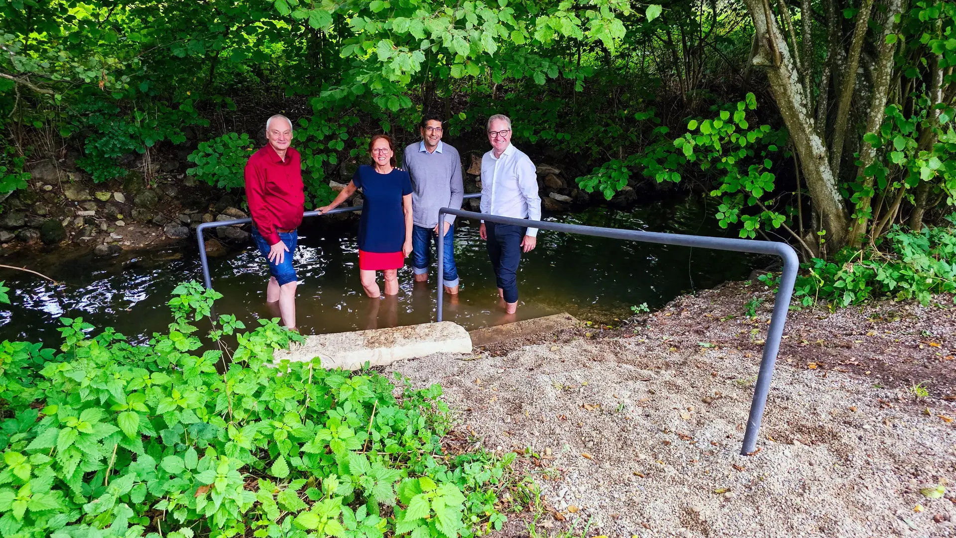 Neue Kneippanlage im Schlosspark Woffenbach eröffnet