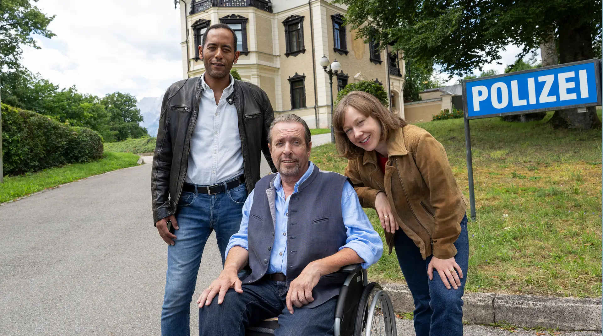 Brisante Ermittlungen und frischer Wind im Berchtesgadener Land: Dreharbeiten für die achte Staffel der ARD Vorabendserie "Watzmann ermittelt"