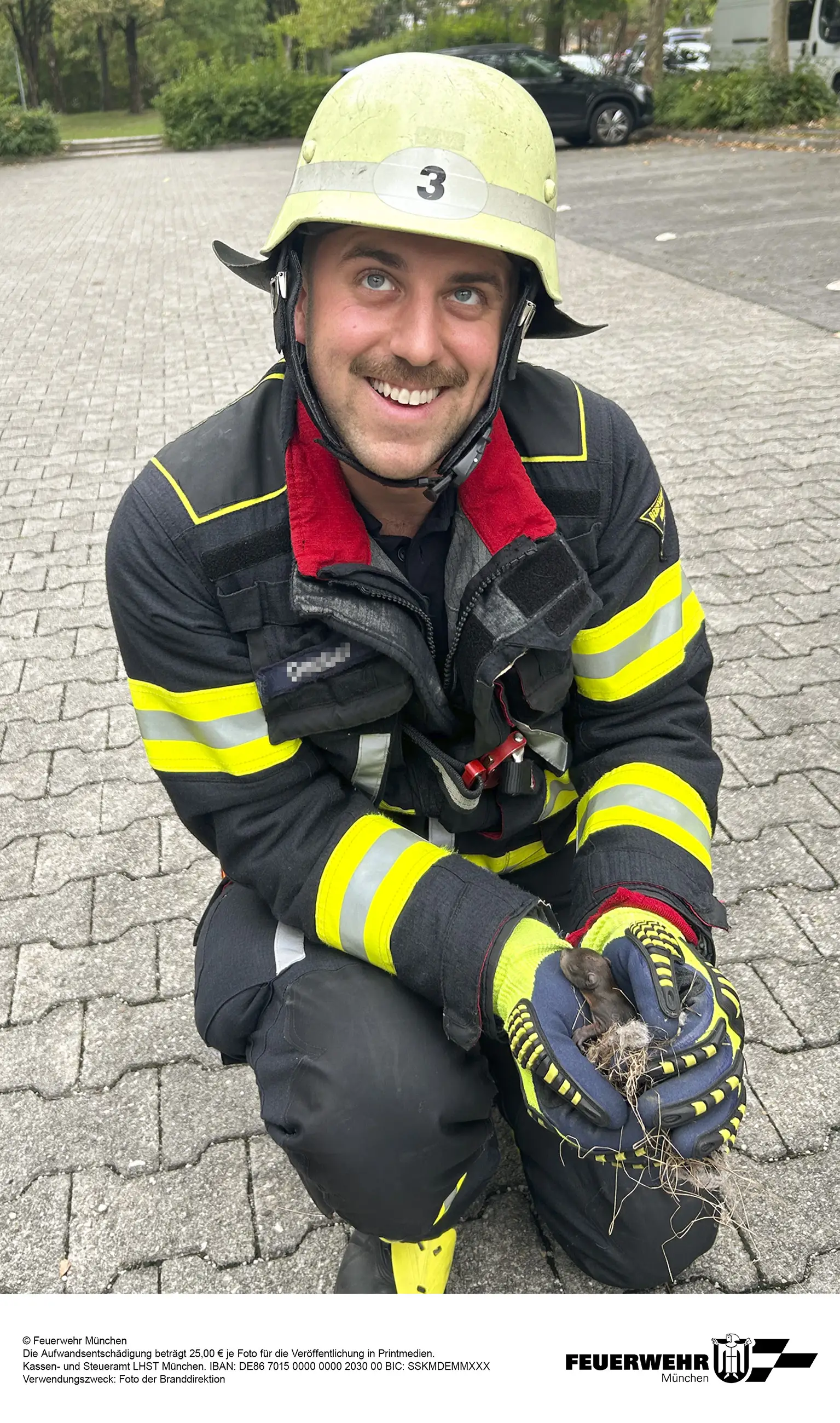 FW-M: Pelziger Patient in luftiger Höhe (Neuperlach)